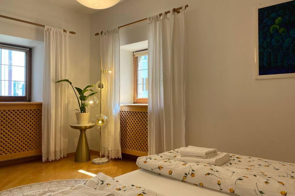 Grosse Wohnung Mit Garagenparkplatz Fie allo Sciliar Exterior photo
